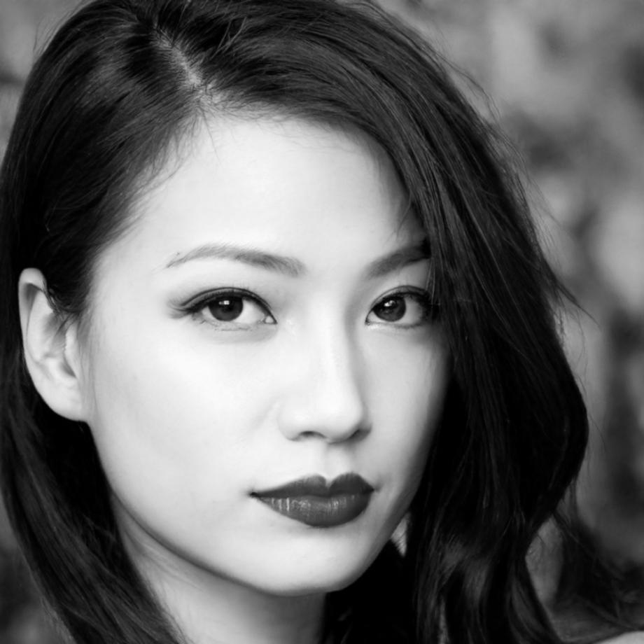 Professional headshot of satisfied Zylitharconnect client